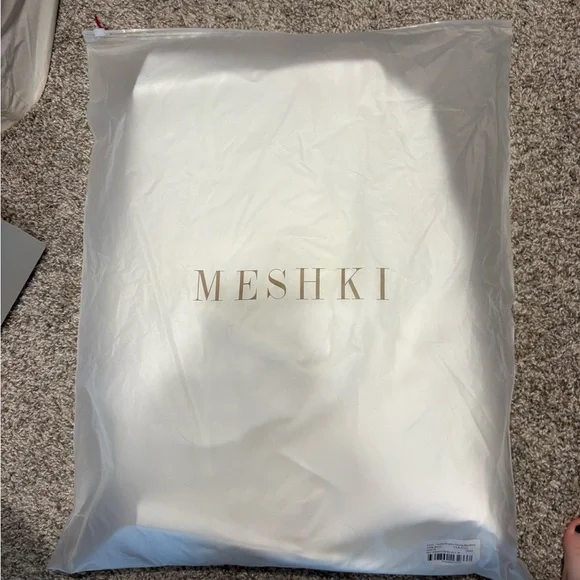 Meshki Bridal Mini Dress - NWT and still in package - Picture 5 of 6